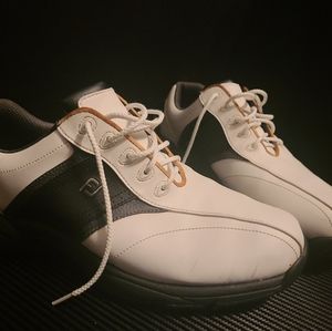 Men's Footjoy Greenjoys US Size 10.5M White Black Golf Shoes 45463